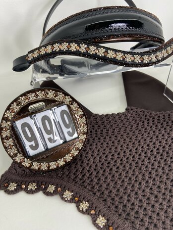 Startnummer Royal Allure traverso light gold brown