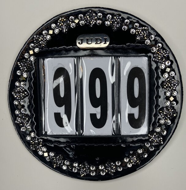 Starting number Prestige square rocks dark gold metallic gold