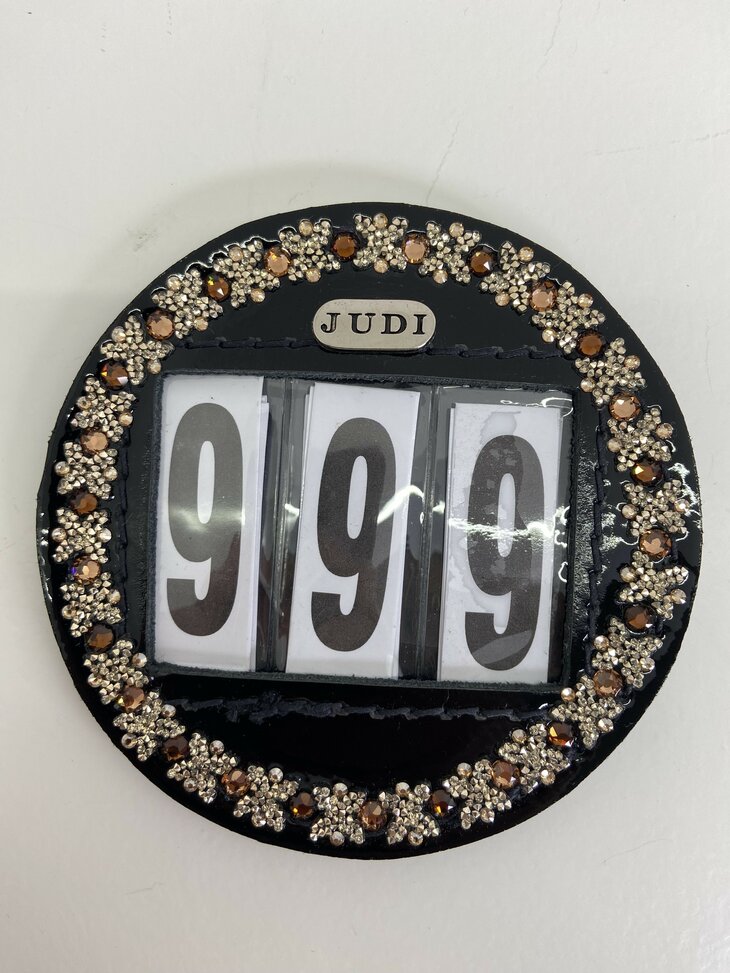 Startnummer Royal Allure traverso light gold brown